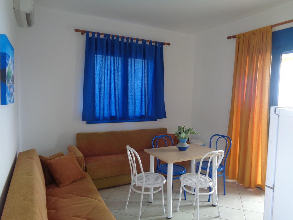 Gaitani Village Léntas Extérieur photo